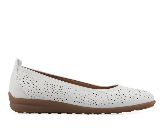 Women's Cliffs by White Mountain Cortney Flats in White color