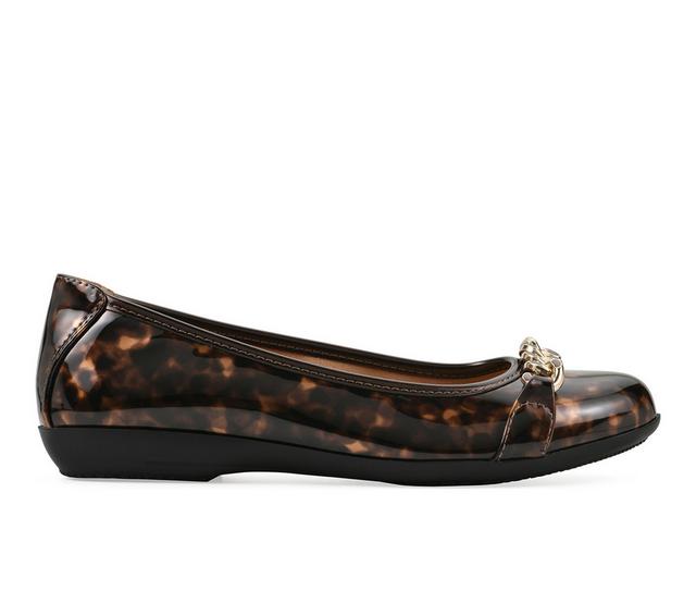 Women's Cliffs by White Mountain Carlise Flats in Tortoise Wide color