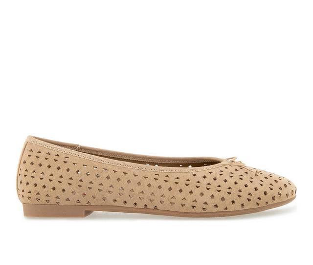 Women's Unionbay Taziana Flats in Tan color