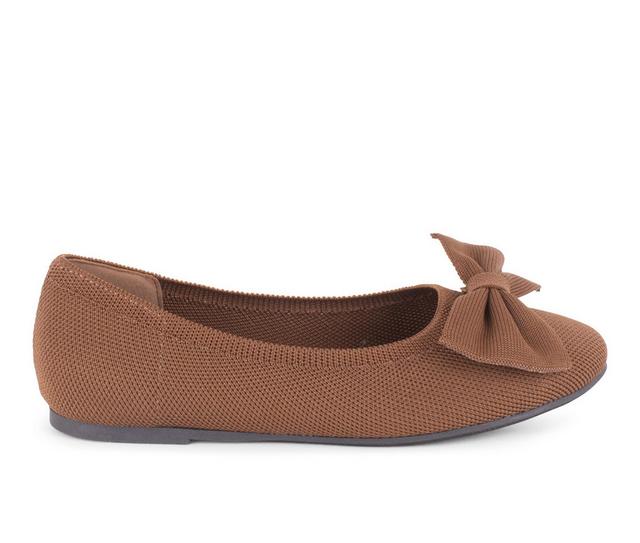 Women's Tahari Casablanca Flats in Brown color