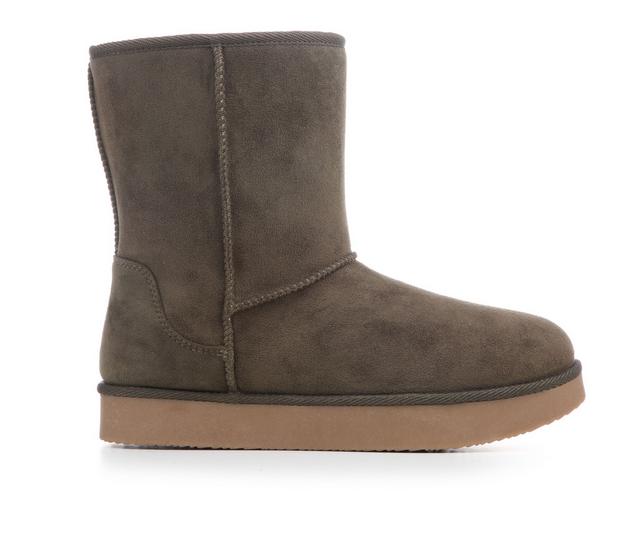 Women's White Mountain Blushes Winter Boots in Olive color