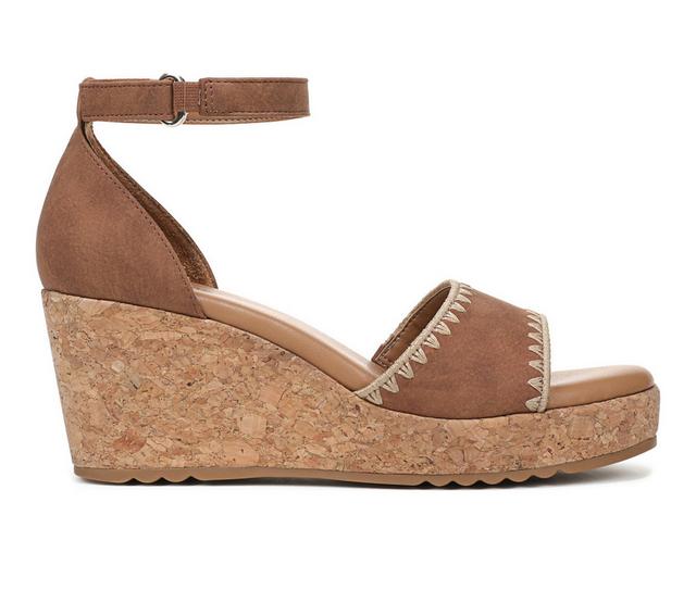 Women's Naturalizer Olly3 Wedges in Brown color