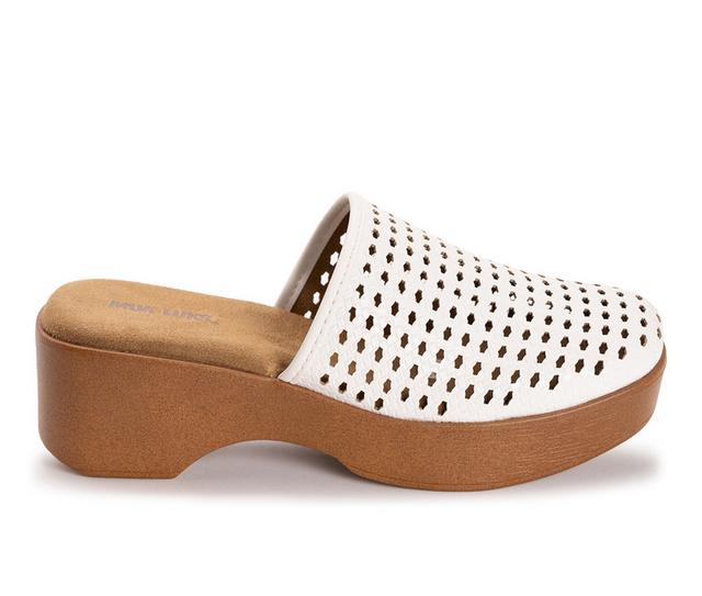 Women's MUK LUKS Callen Clog Clogs in White color