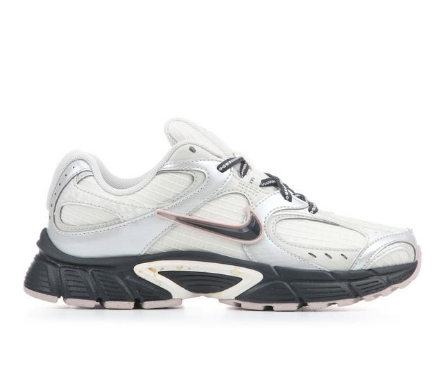Women's Nike V5 Runner Ripstop Sneakers in Bone/Grey 001 color