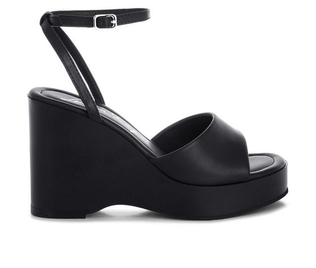 Women's London Rag Sangria Platform Sandals in Black color