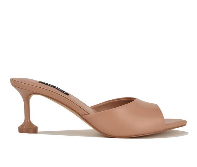 Women's Nine West Dabby Dress Sandals in Light Natural color