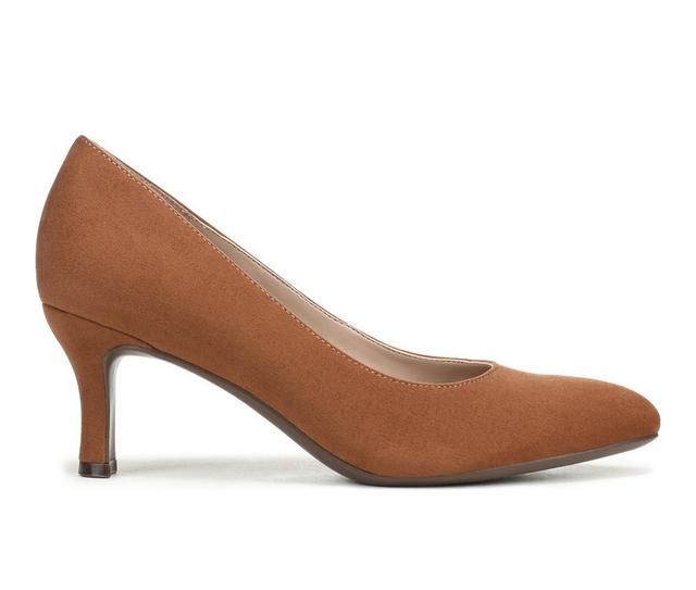 Women's Naturalizer Flora Pumps in Dark Chestnut color