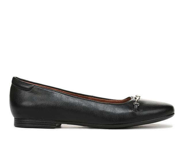 Women's Naturalizer Women's Kendall Flats in Black color