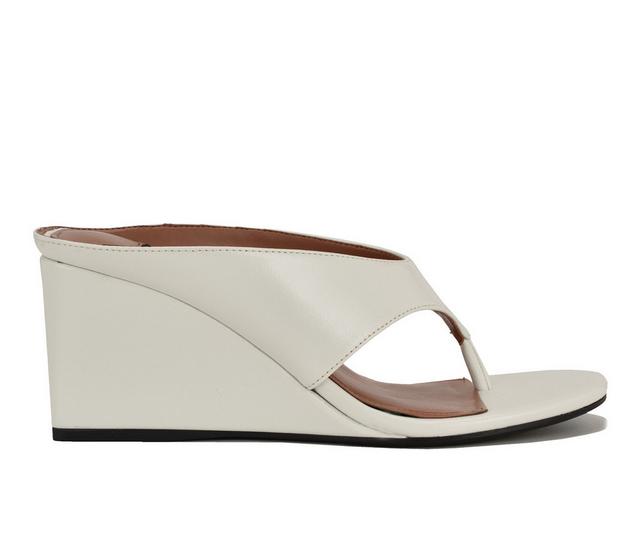 Women's Nine West Jaddie Wedges in White color