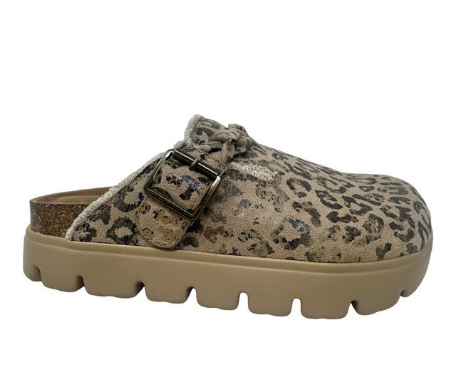 Very G Cali Animal Footbed Sandals in Taupe Leoaprd color