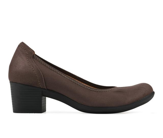 Women's Cliffs by White Mountain Tripton Pumps in Dark Brown color
