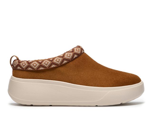 Women's Clarks Solevana Vibe Slip-on Sneakers in Tan color