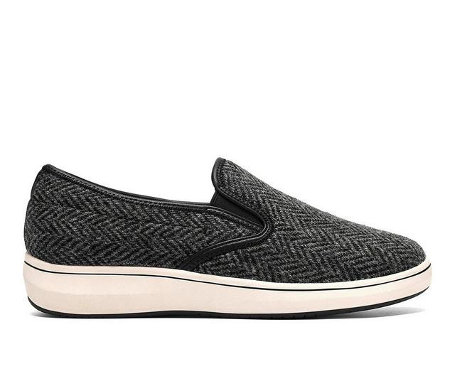 Women's Clarks Breeze Sky Zoe Slip-on Sneakers in Black color