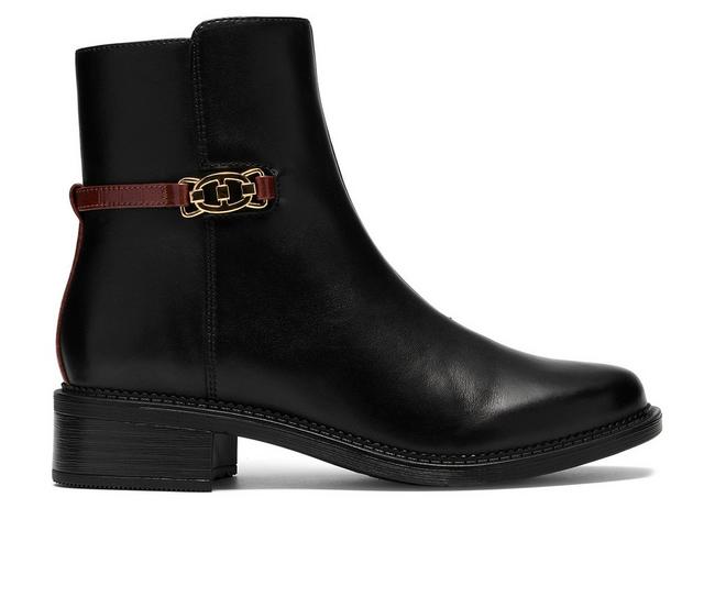Women's Clarks Maye Kaylie Booties in Black color