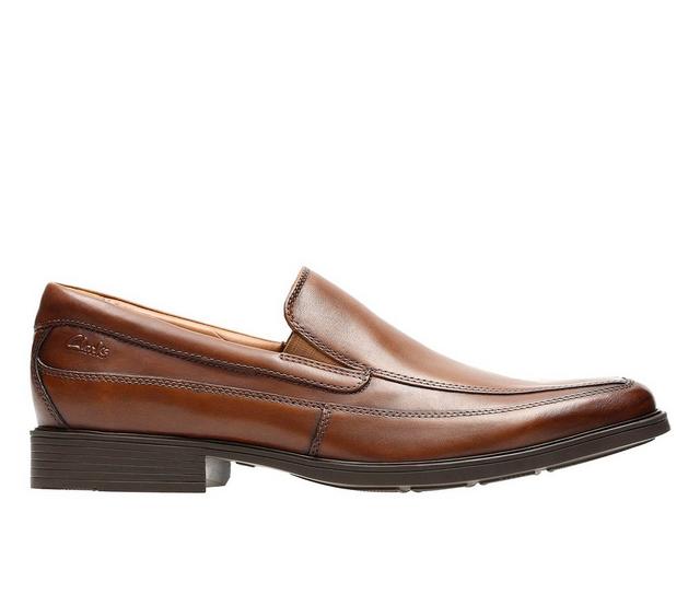 Men's Clarks Tilden Free Loafers in Dark Tan color