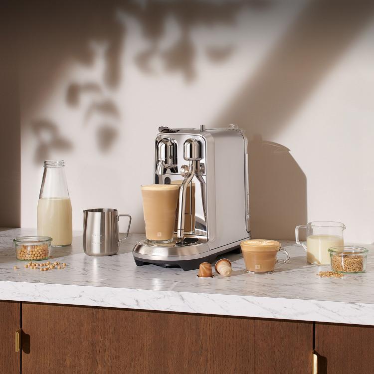 Nespresso Creatista Plus
