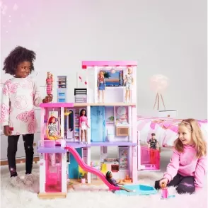 Barbie™ 1000-Piece Jigsaw Puzzle - Step into Barbie's World of