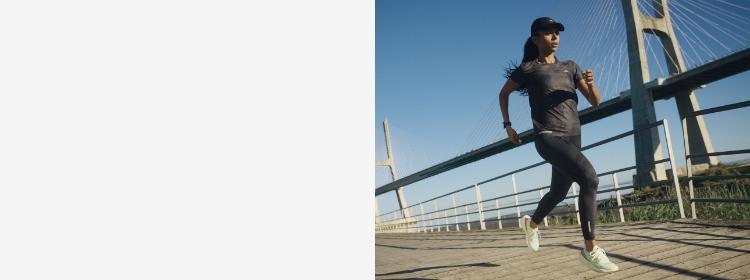 Nike Sportswear Swoosh Women's Jumpsuit – Black, Women's Fashion,  Activewear on Carousell