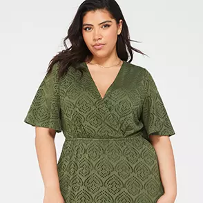 YOURS LONDON Plus Size Green Lace Wrap Jumpsuit