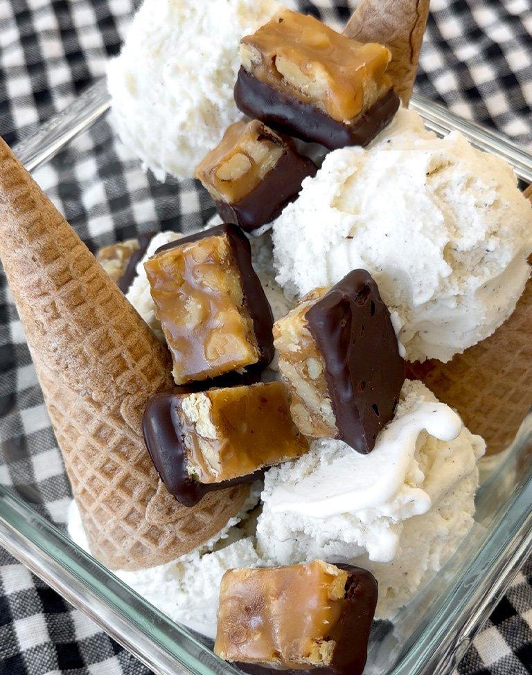 dark walnut square crunch ice cream