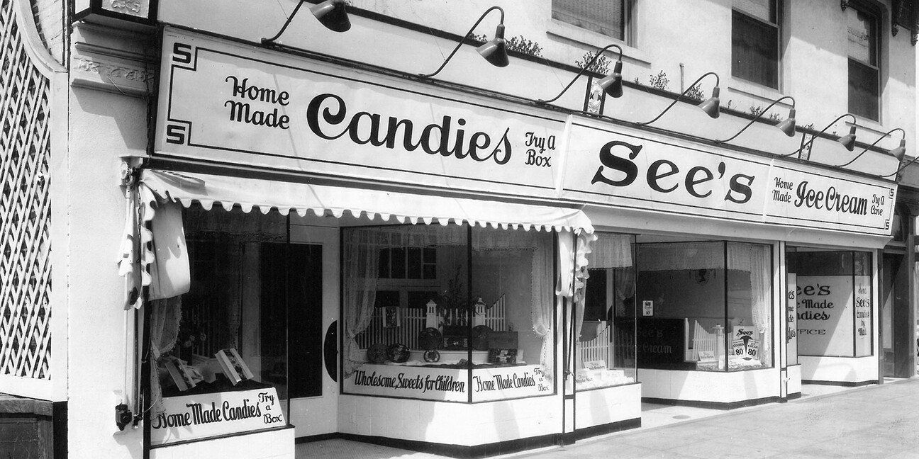 キャンディーズ　CANDIES HISTORY How Candy Conquered America/ The Future of Candy