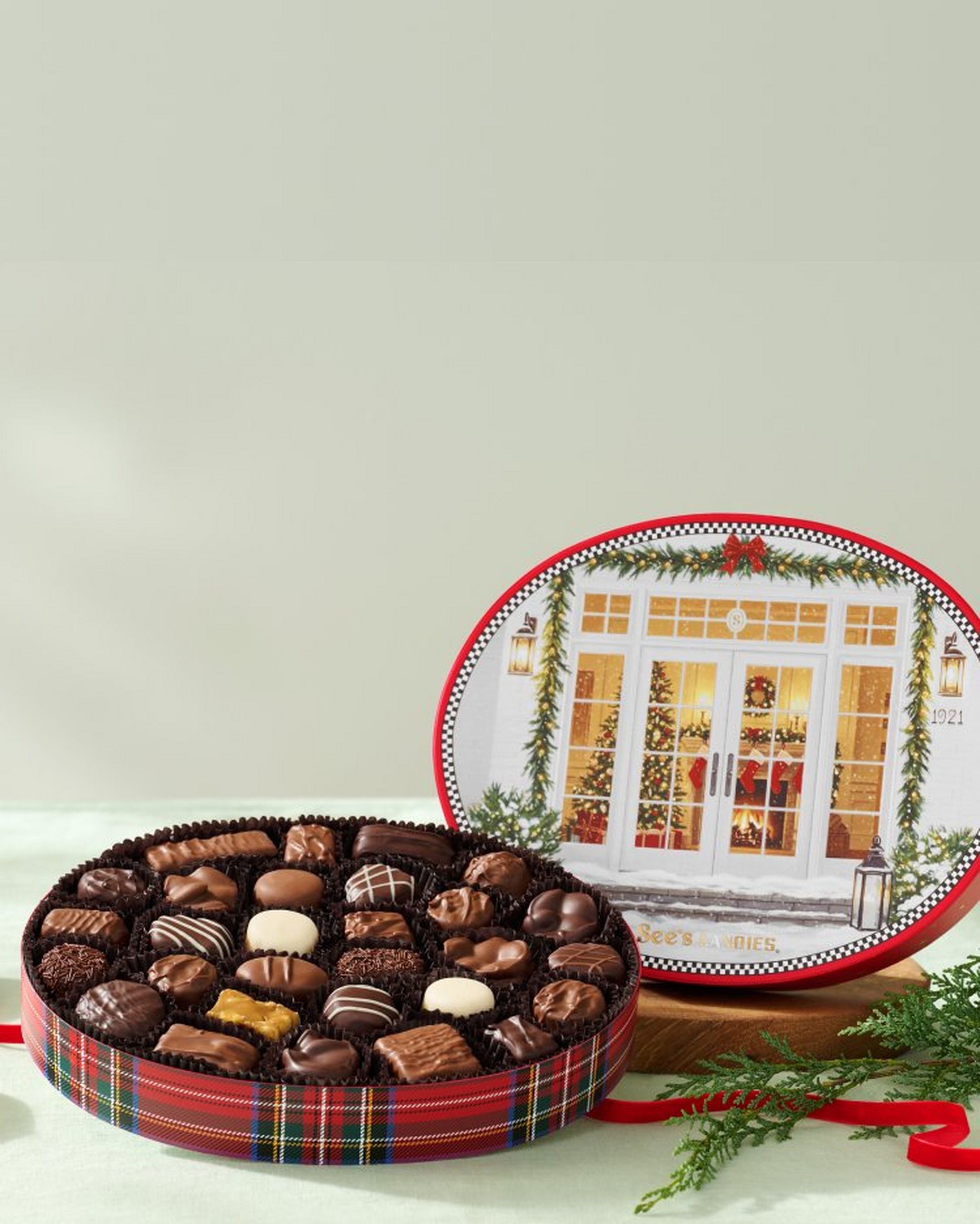 Home for the Holidays Chocolate Box