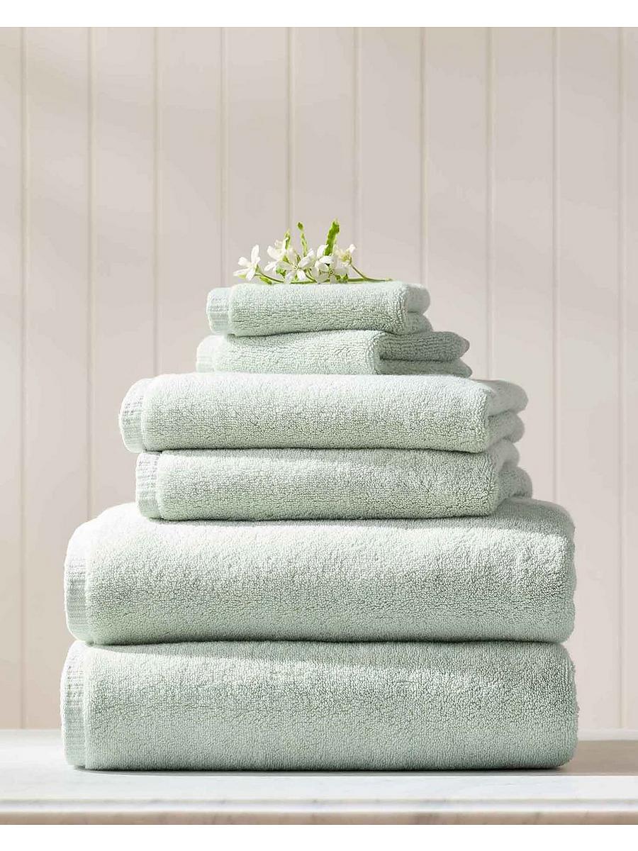How to Decorate Bathroom Rug Hand Towel: Stylish Tips Made Easy