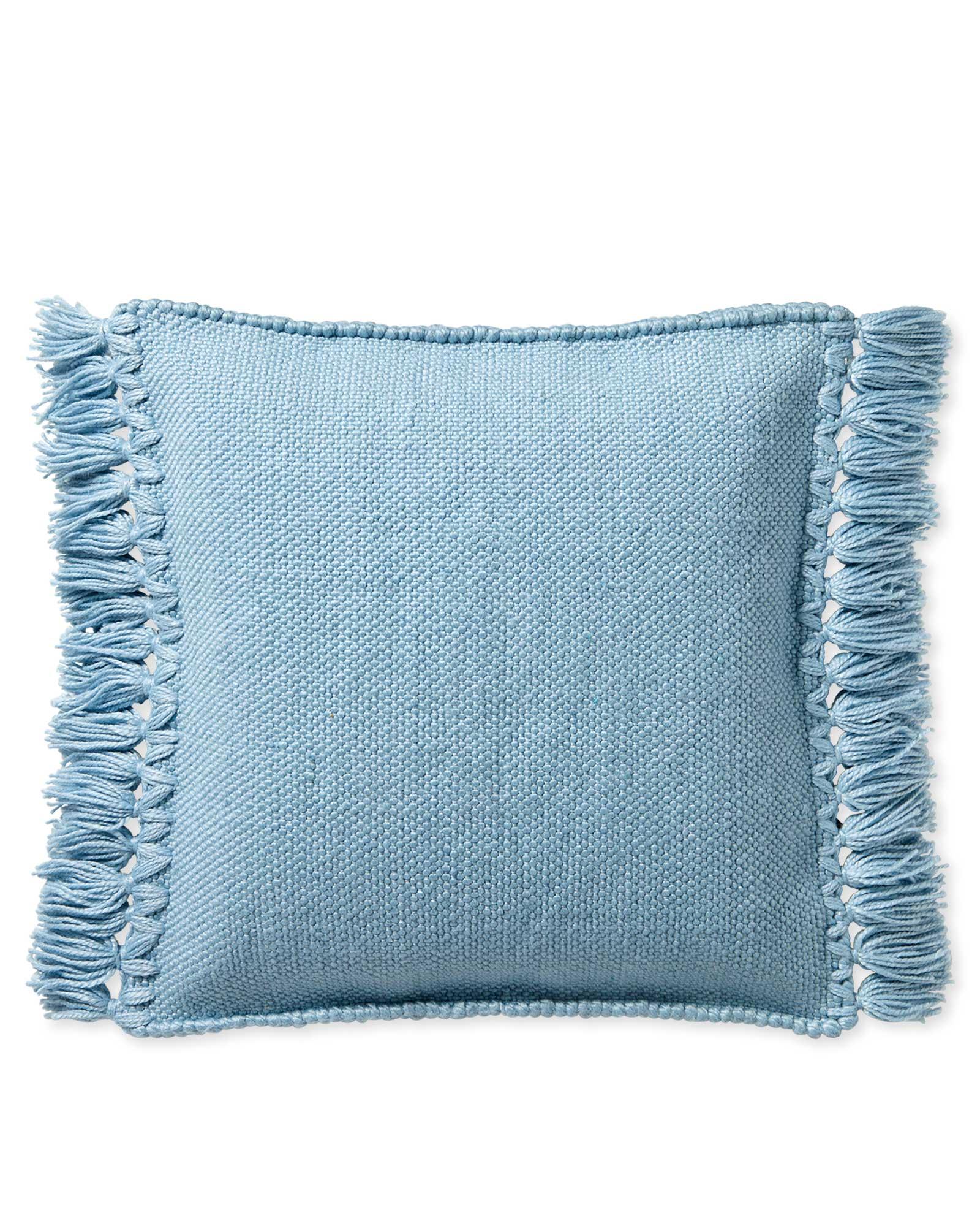 1077603OutdoorPillowCoverMontecito24x24Hydrangeaweb1848SH