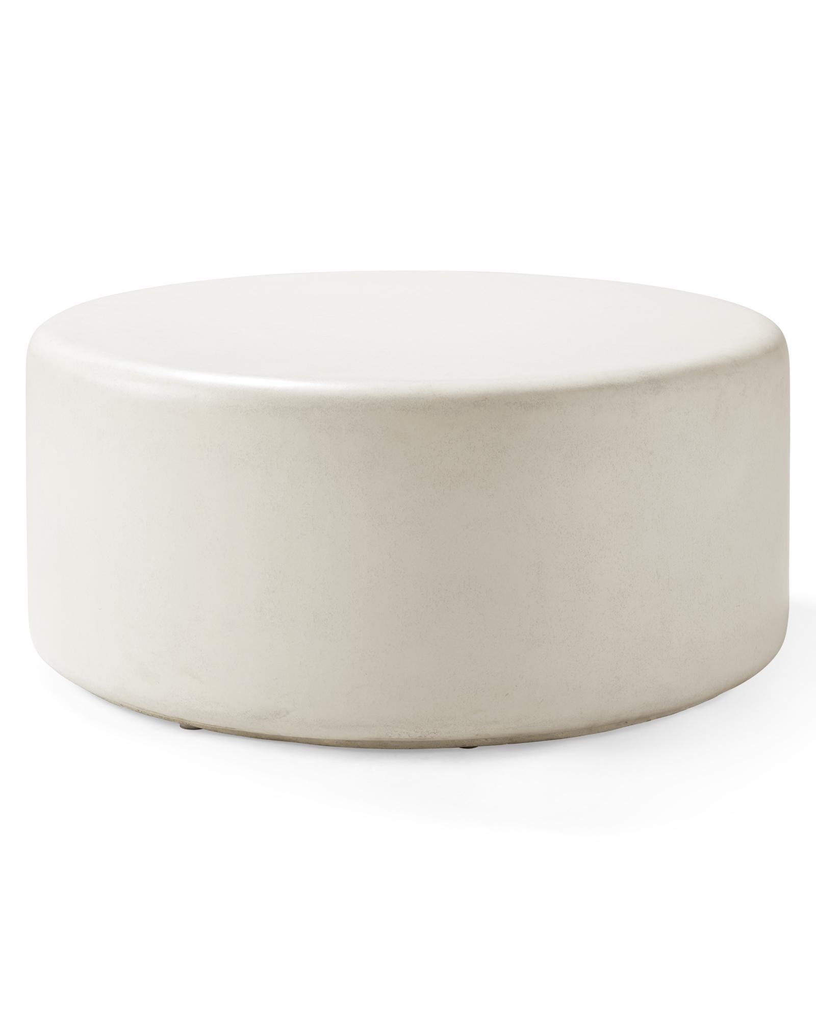 【最終値下げ】Lu.Official Sheer Circle Tank 白 Larkhill Coffee Table | Serena and Lily