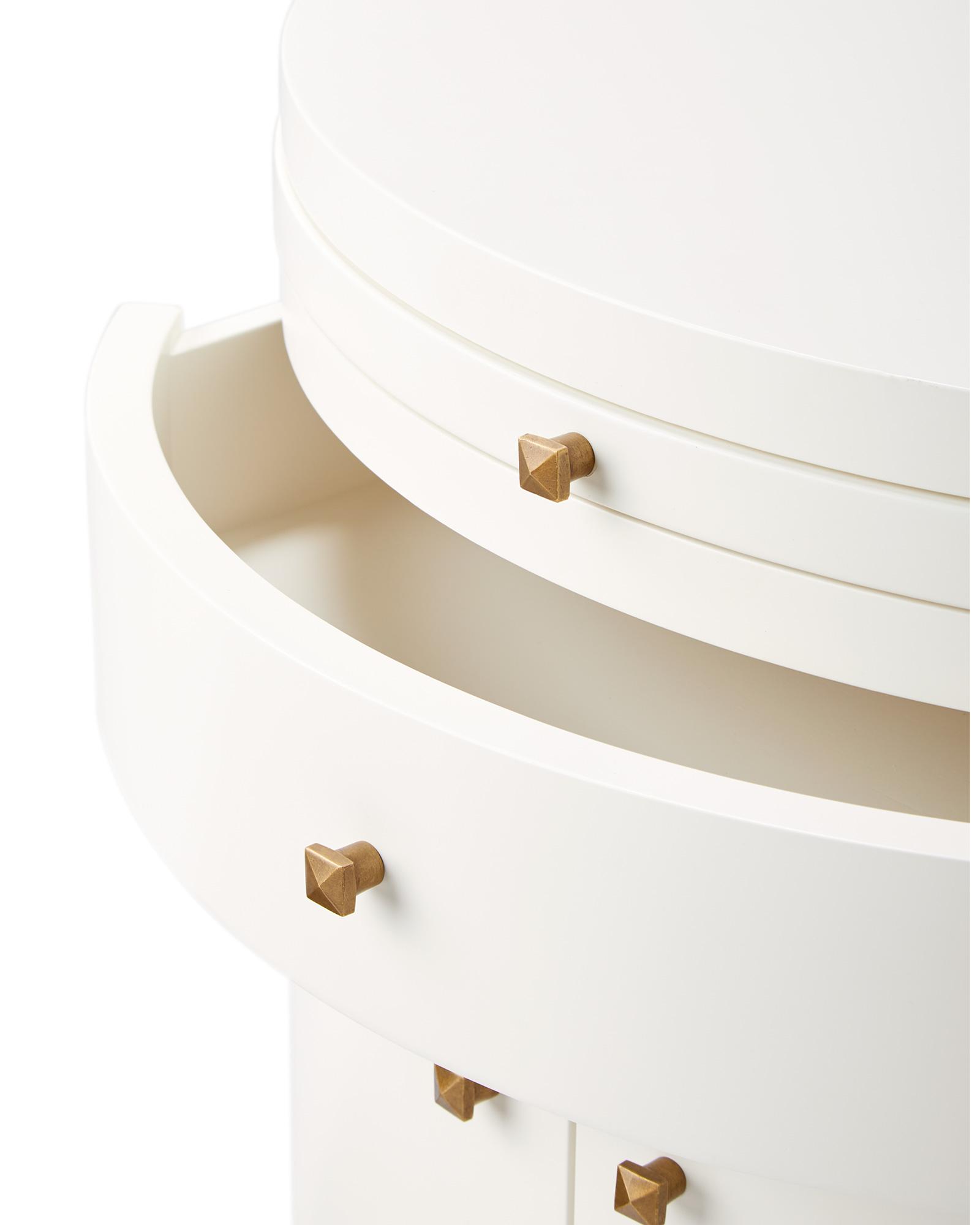 1236031-Nightstand-Pinecrest-