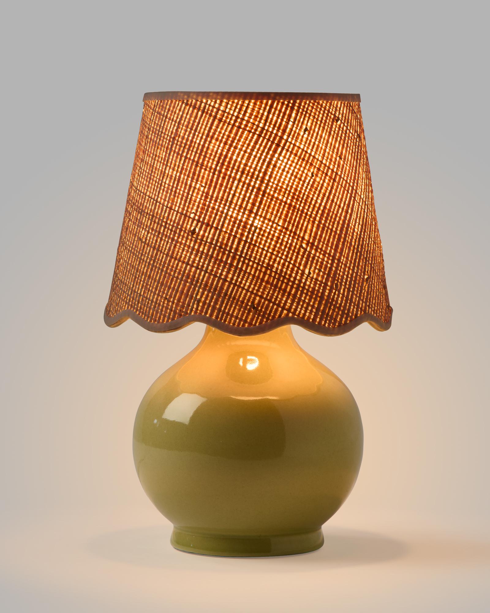 Serena & Lily Como Table Lamp - Thumbnail 2