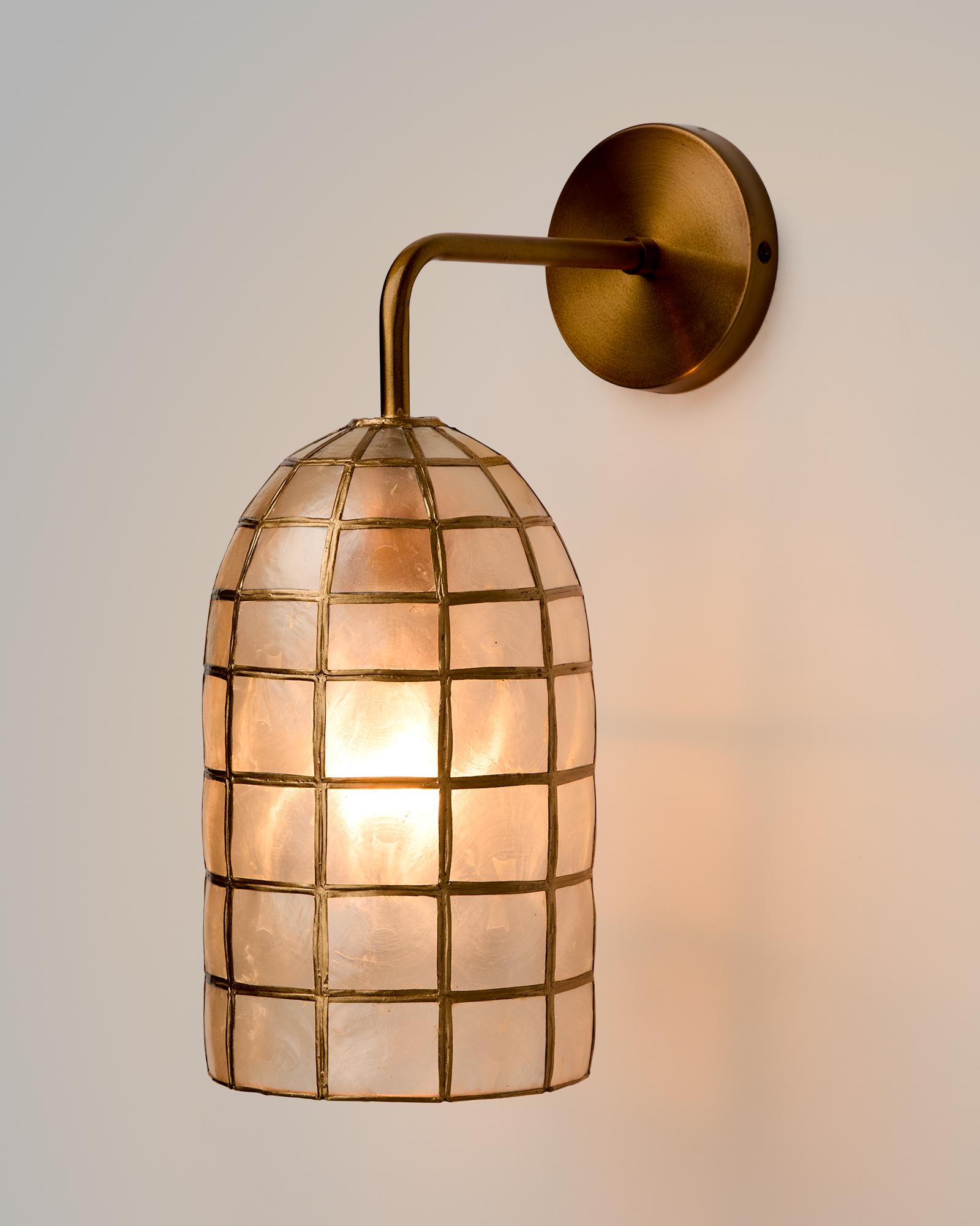 Serena & Lily Capiz Tiled Sconce - Thumbnail 2