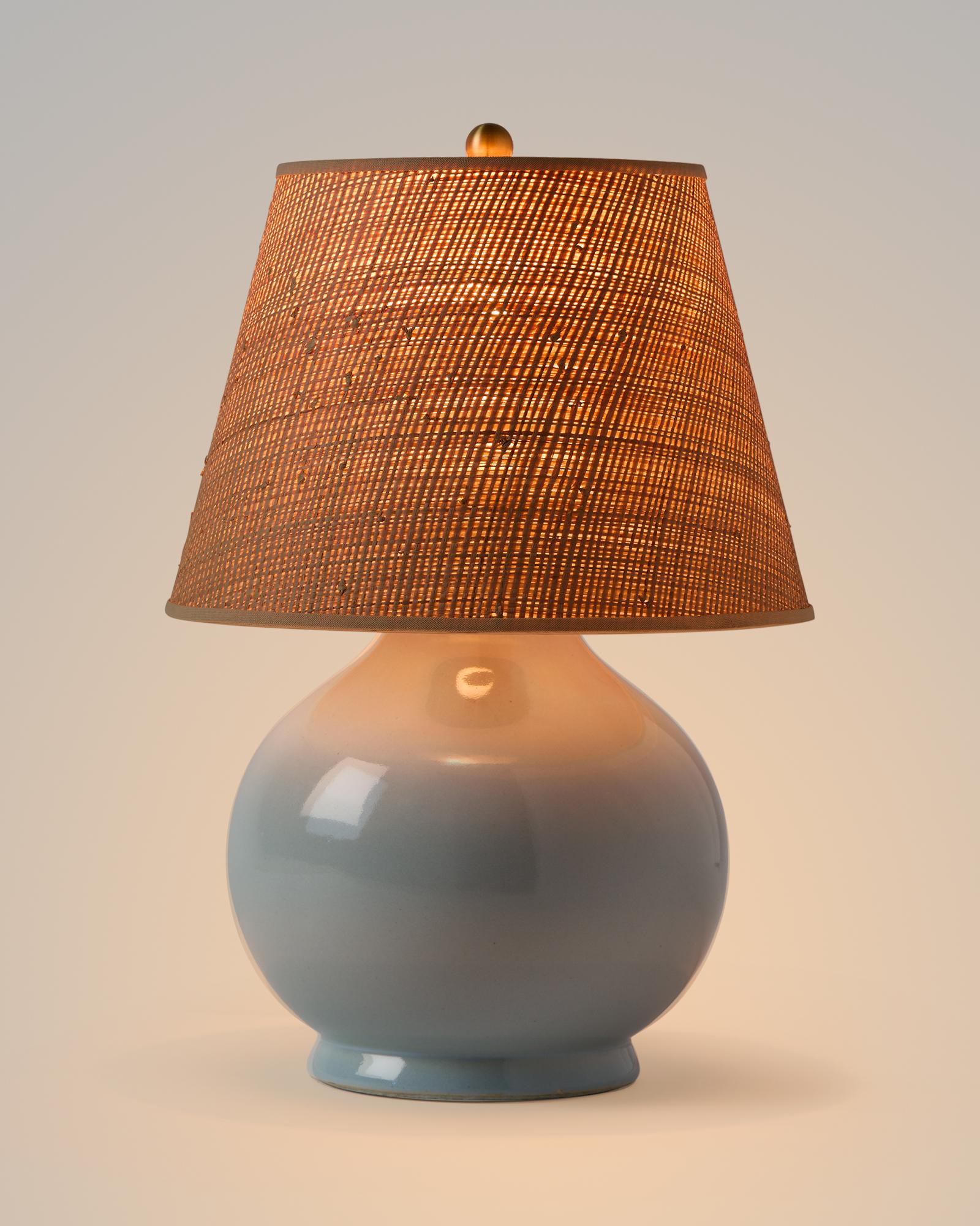 Serena & Lily Como Ball Table Lamp - Thumbnail 3