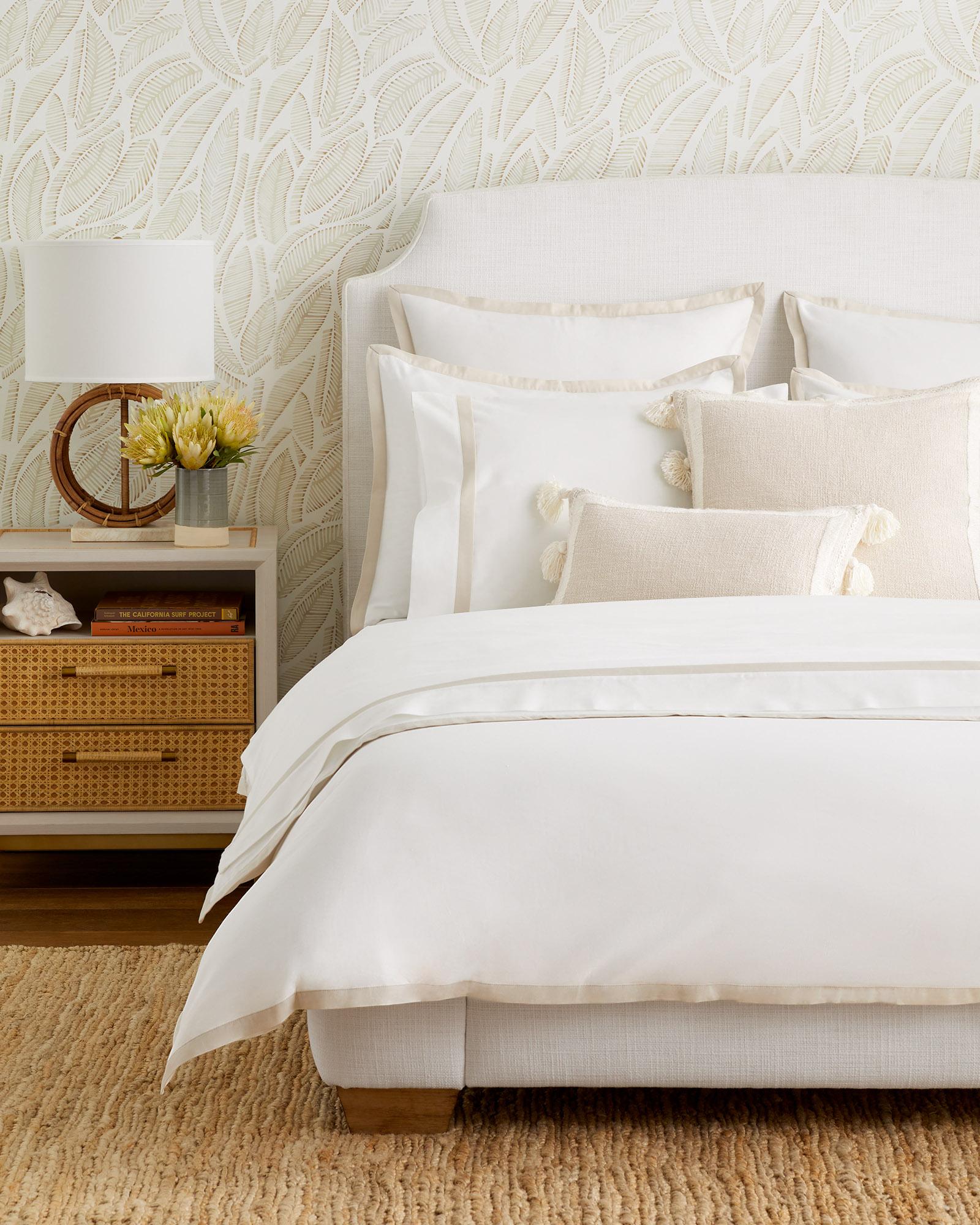 Fallbrook Wallpaper Serena and Lily