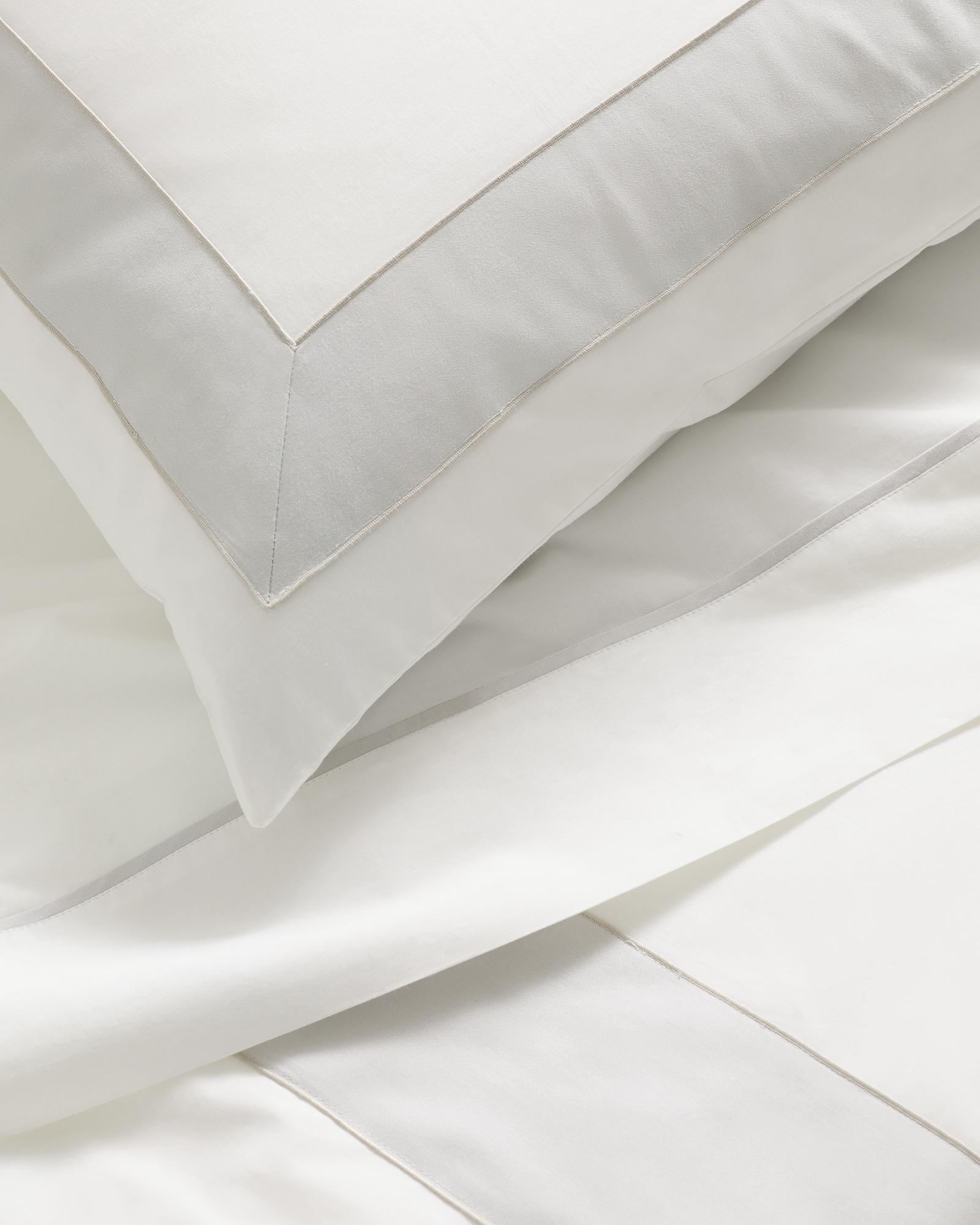 Beach Club Percale Sheet Set Serena and Lily