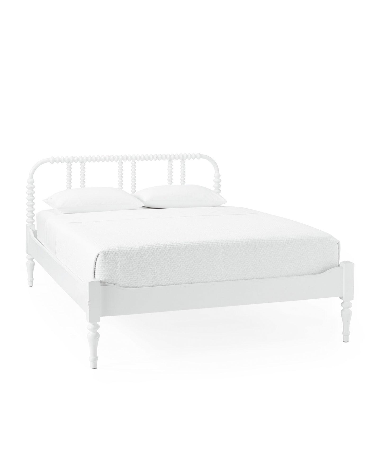 Bed_Webster_Low_Foot_Board_White_MV_0398_Crop_SH