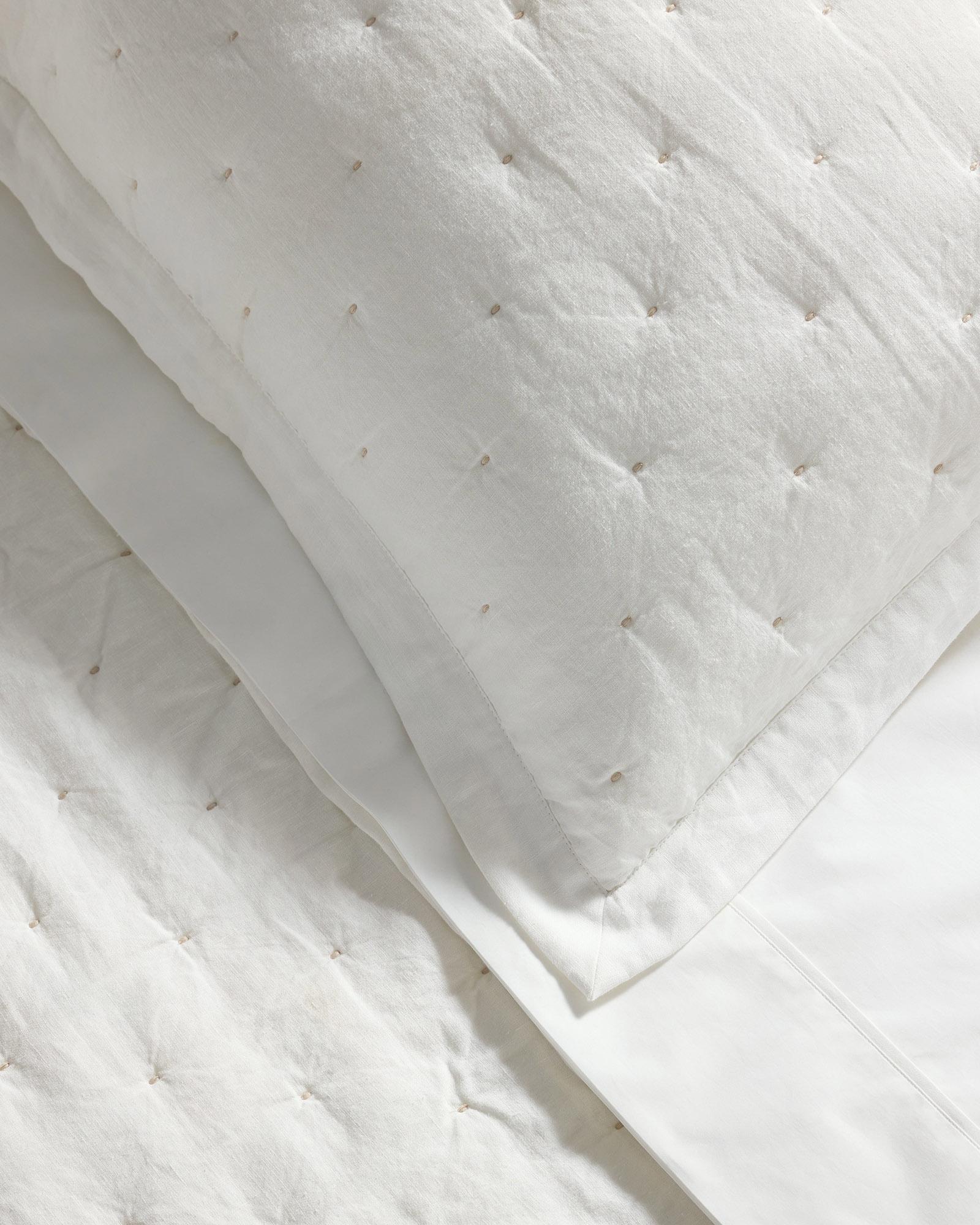 Bedding-Set-White-Sutter-Linen-Quilt-Beach-Club-Sheets-brand-x30685_CV1