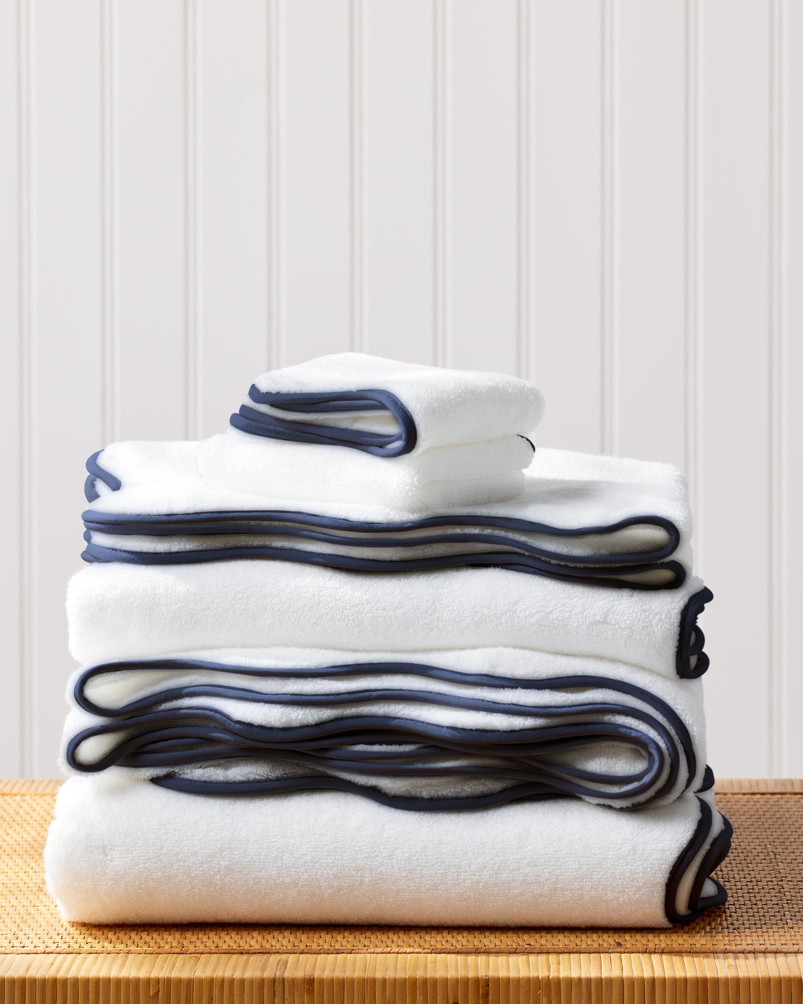 CAT_Bath_Wave_Towels_Navy