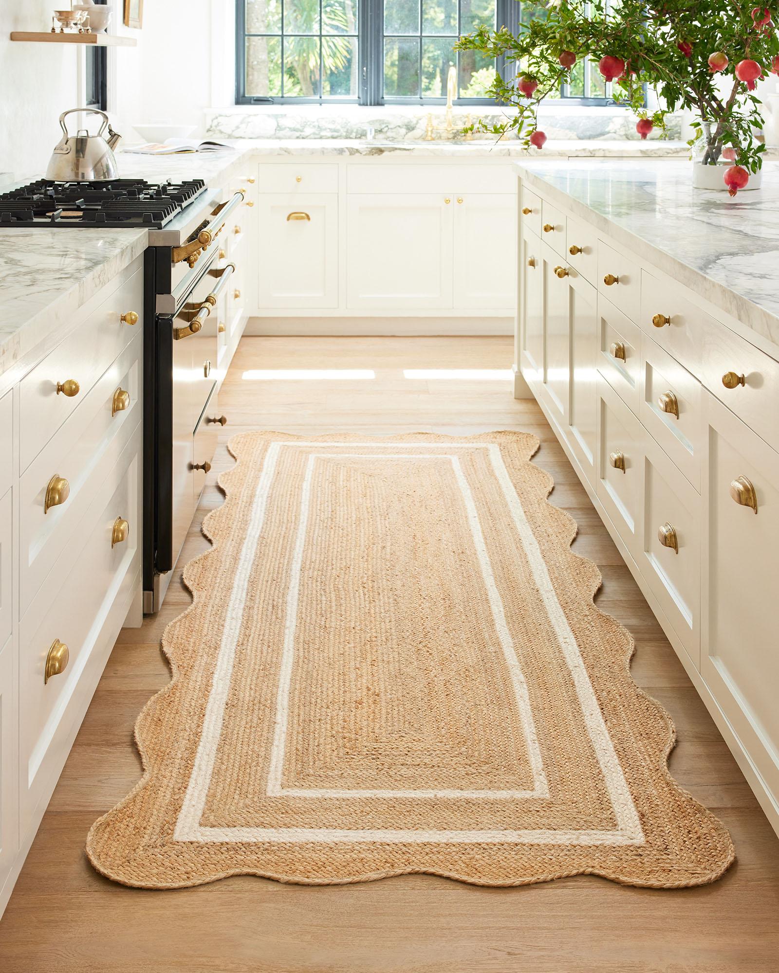 CAT_Rug_Runner_Scallop_Jute0221_1