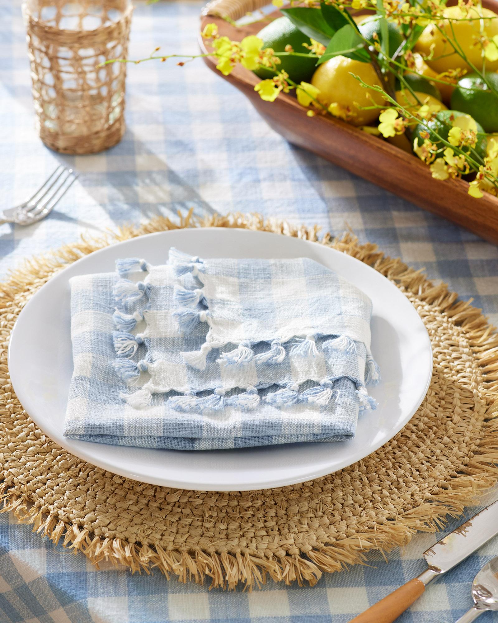 CAT_Table_Linens_Gingham2588