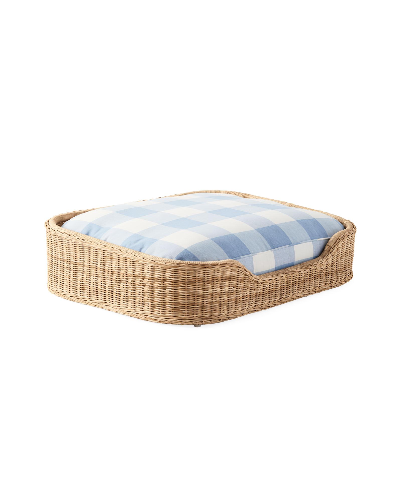 Dec_Acc_Wicker_Dog_Bed_Large_Coastal_Blue_Gingham_Cushion_Angle_MV_0335