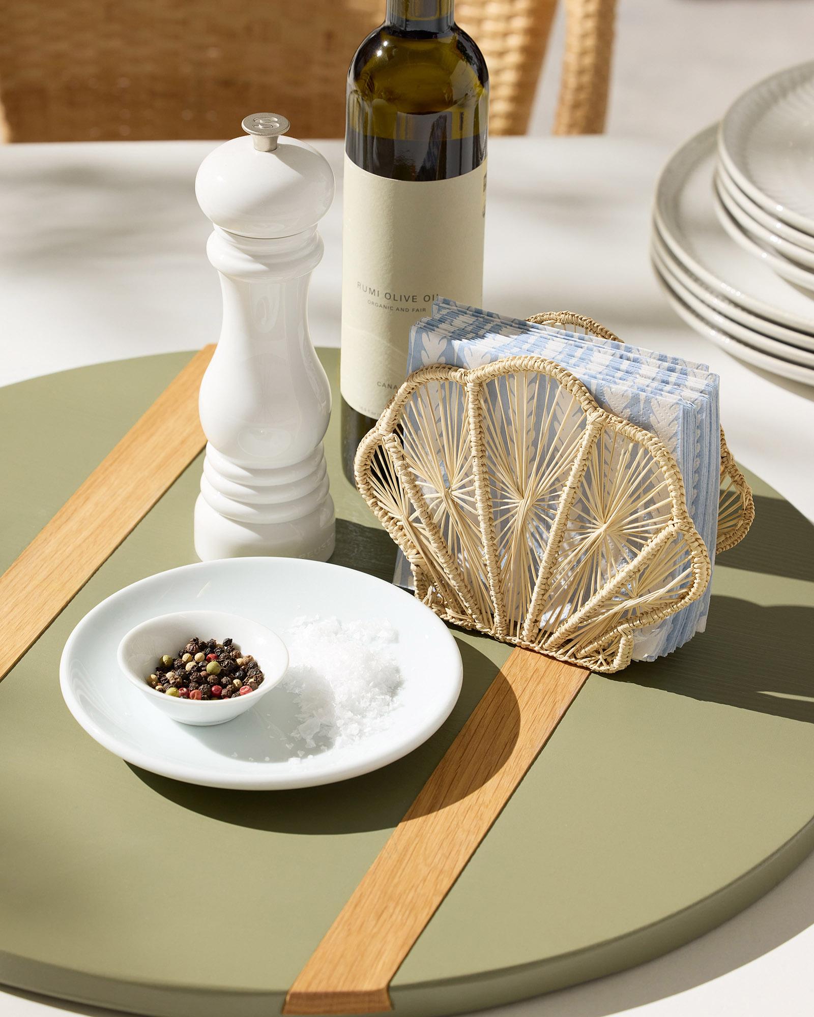 Serena & Lily Scallop Seashell Napkin Holder
