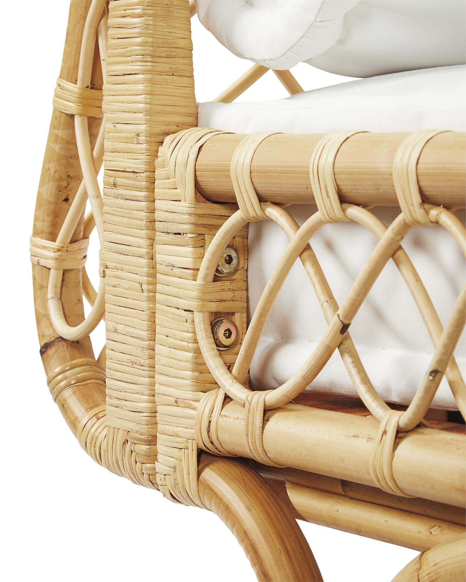 Furn_Avalon_Day_Bed_NEW_STYLE_Detail_MV_1077_Crop_OL