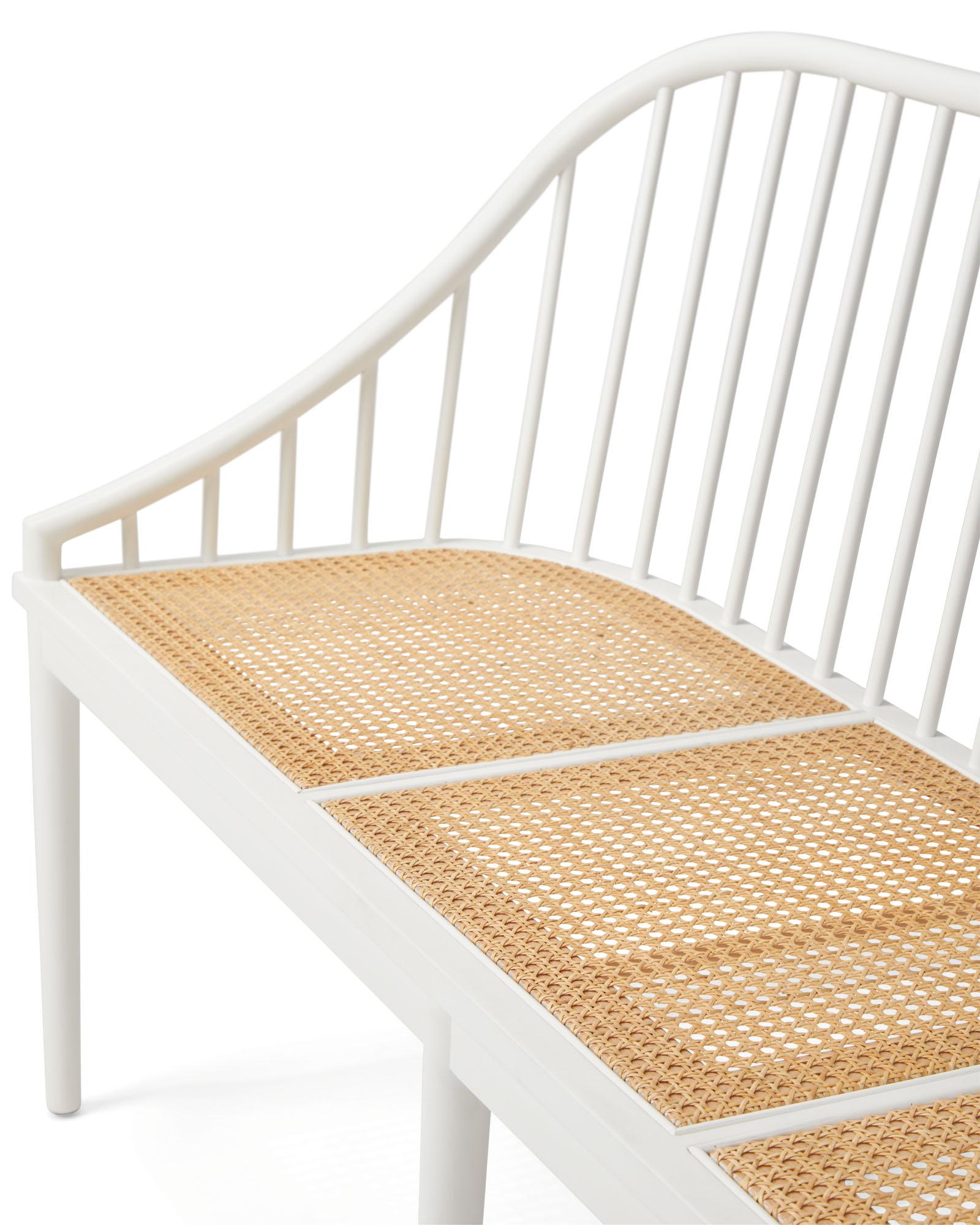 Furn_Millbrook_Bench_White_Detail_MJ_1744_Crop_SH