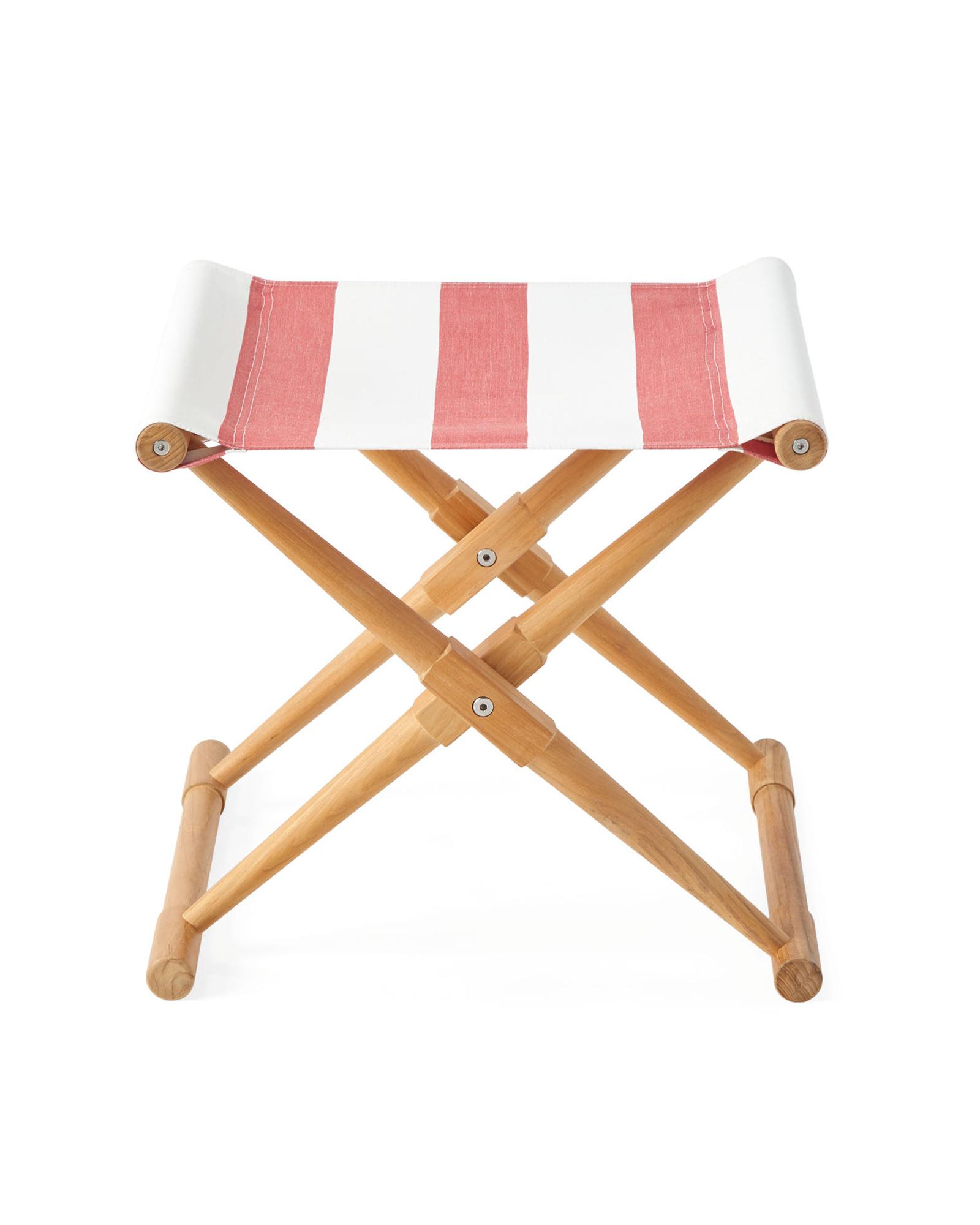 Furn_Teak_Camp_Stool_Perennials_Harbor_Stripe_Lobster_MJ_29099_Crop_SH
