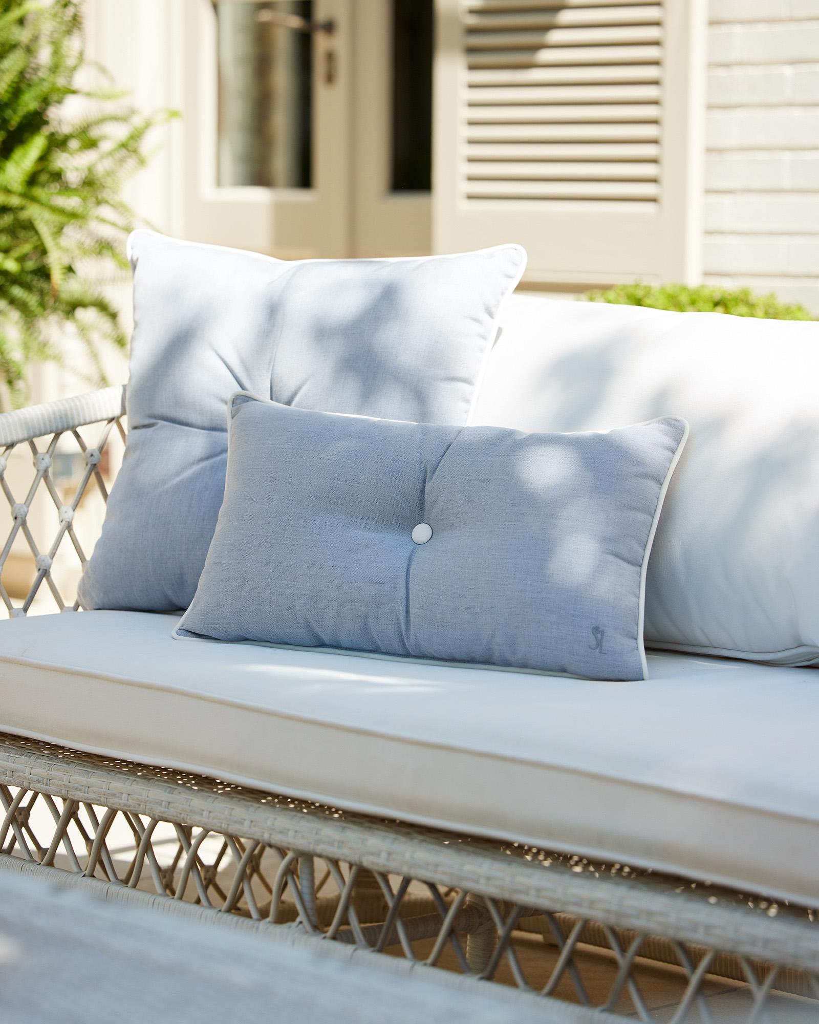 OutdoorPillowsBlueSunbrellaLidobrandx0086_CV1