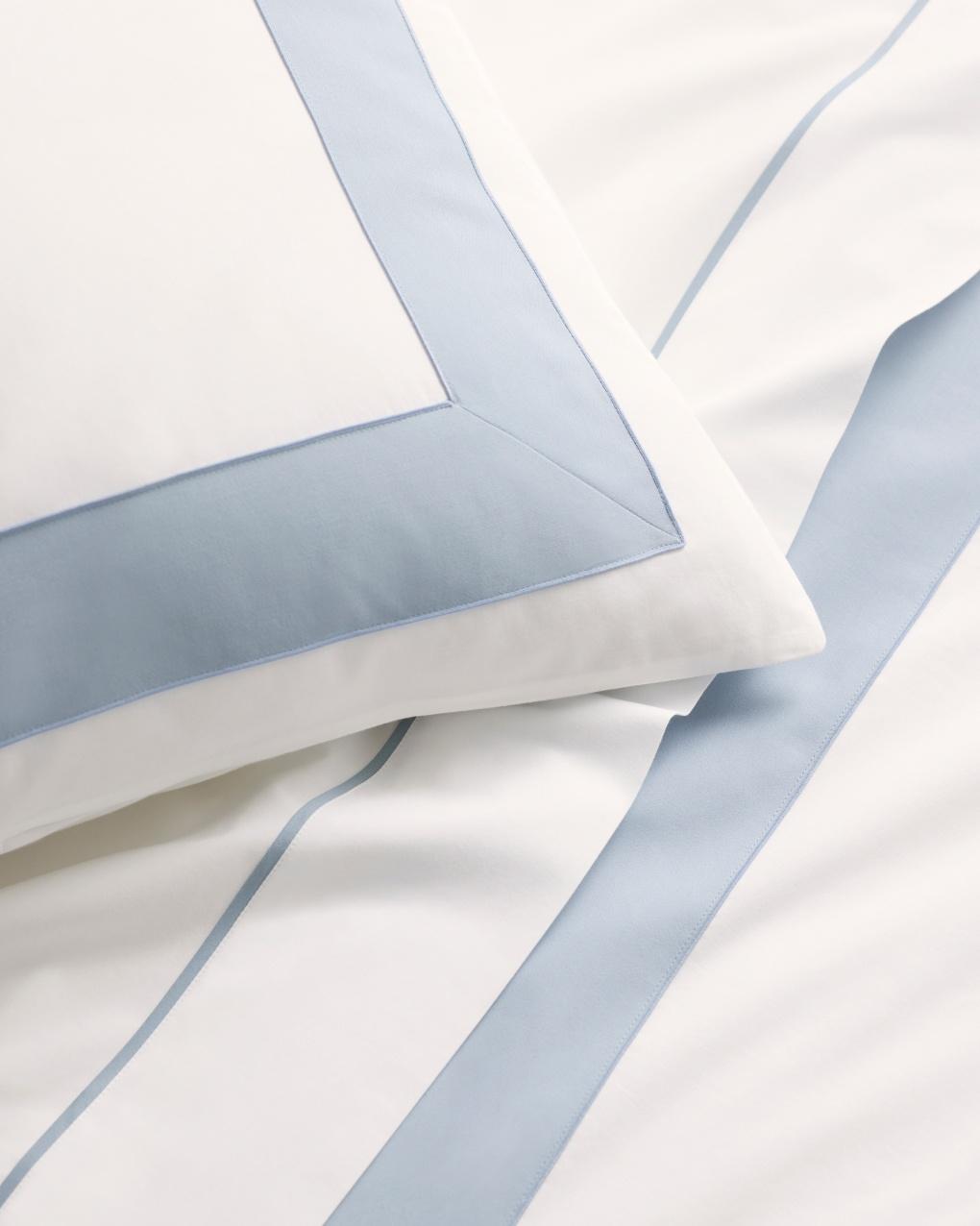 percale bedding detail