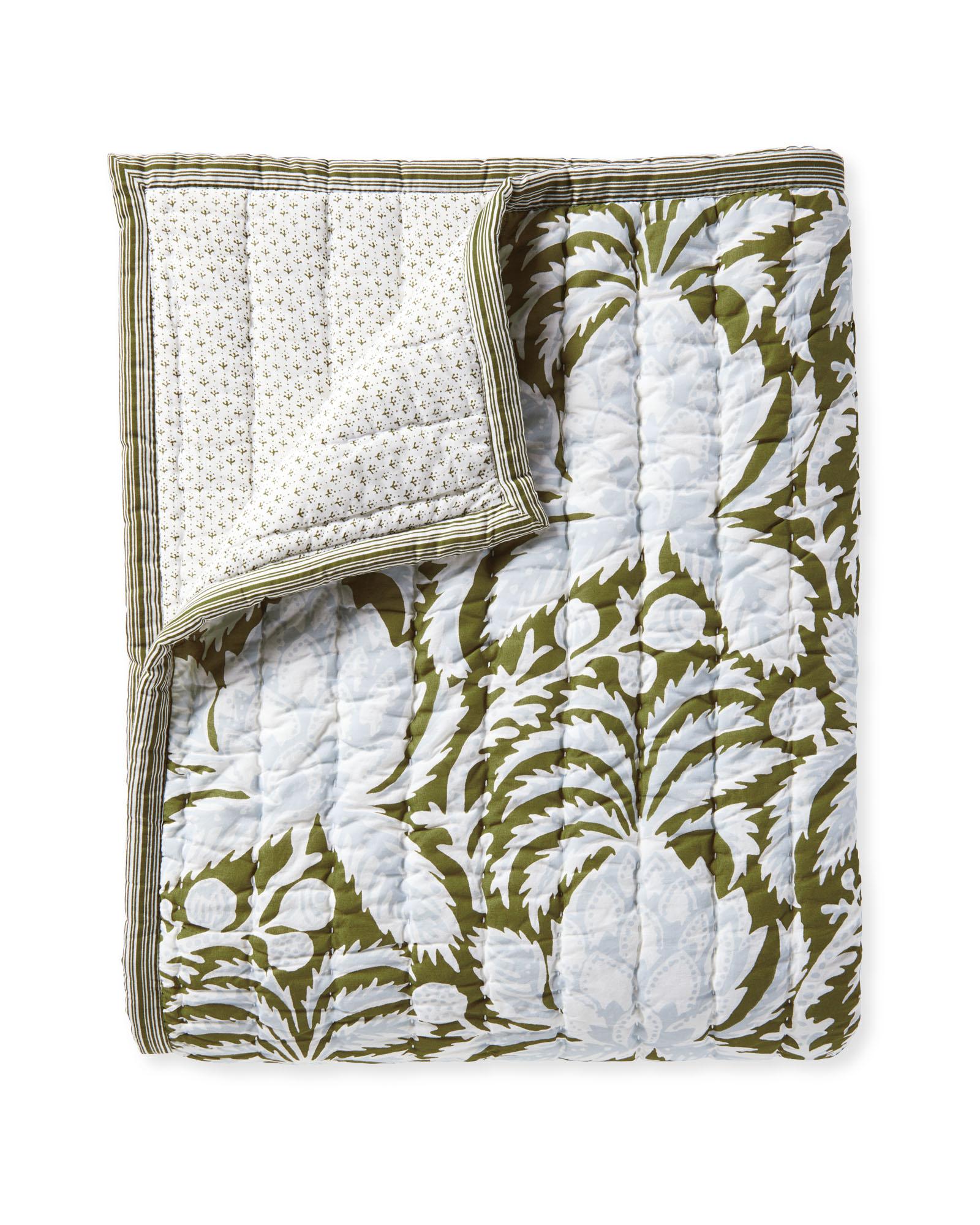 NEW Serena & Lily deals Artichoke Quilt (Full/Queen)-Navy