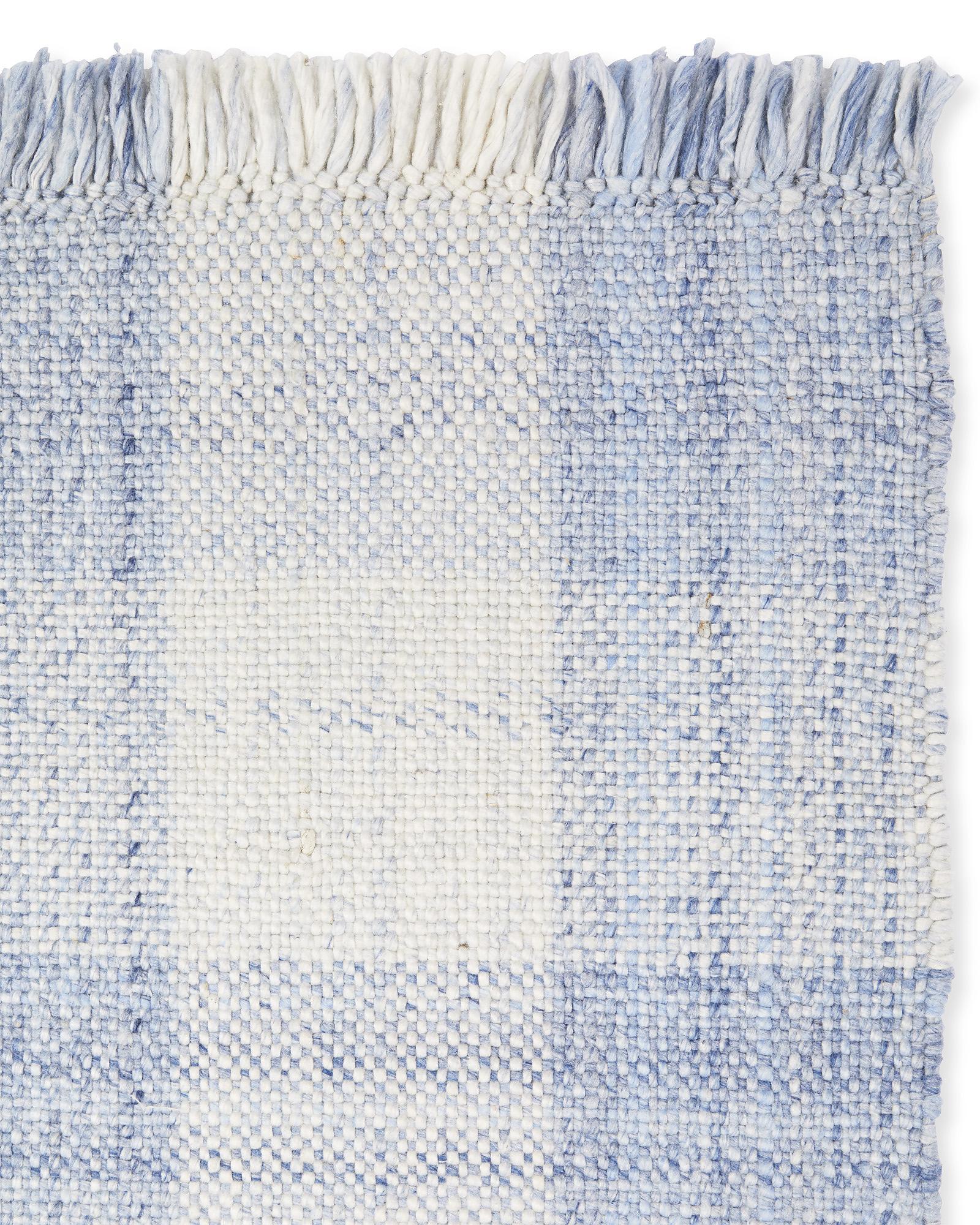 Rug_Gingham_8x10_Coastal_Blue_Detail_MV_0019_Crop_SH