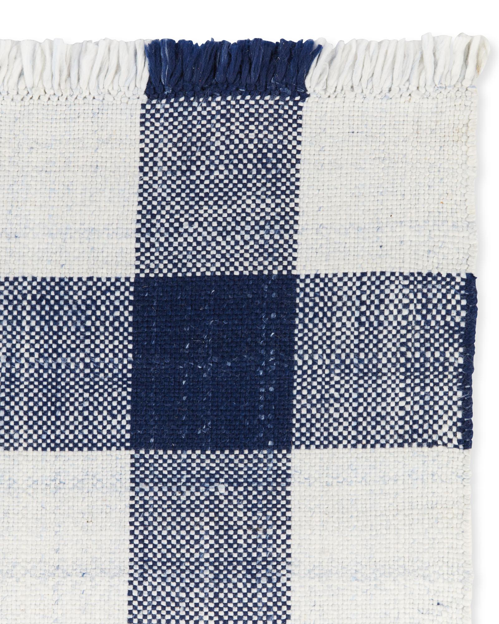 Rug_Gingham_9x12_Navy_Detail_MV_0121_Crop_SH